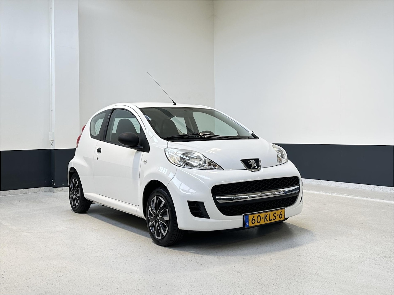 Peugeot 107 - 1.0-12V XR | NL | 1 EIG | 63000km | - AutoWereld.nl