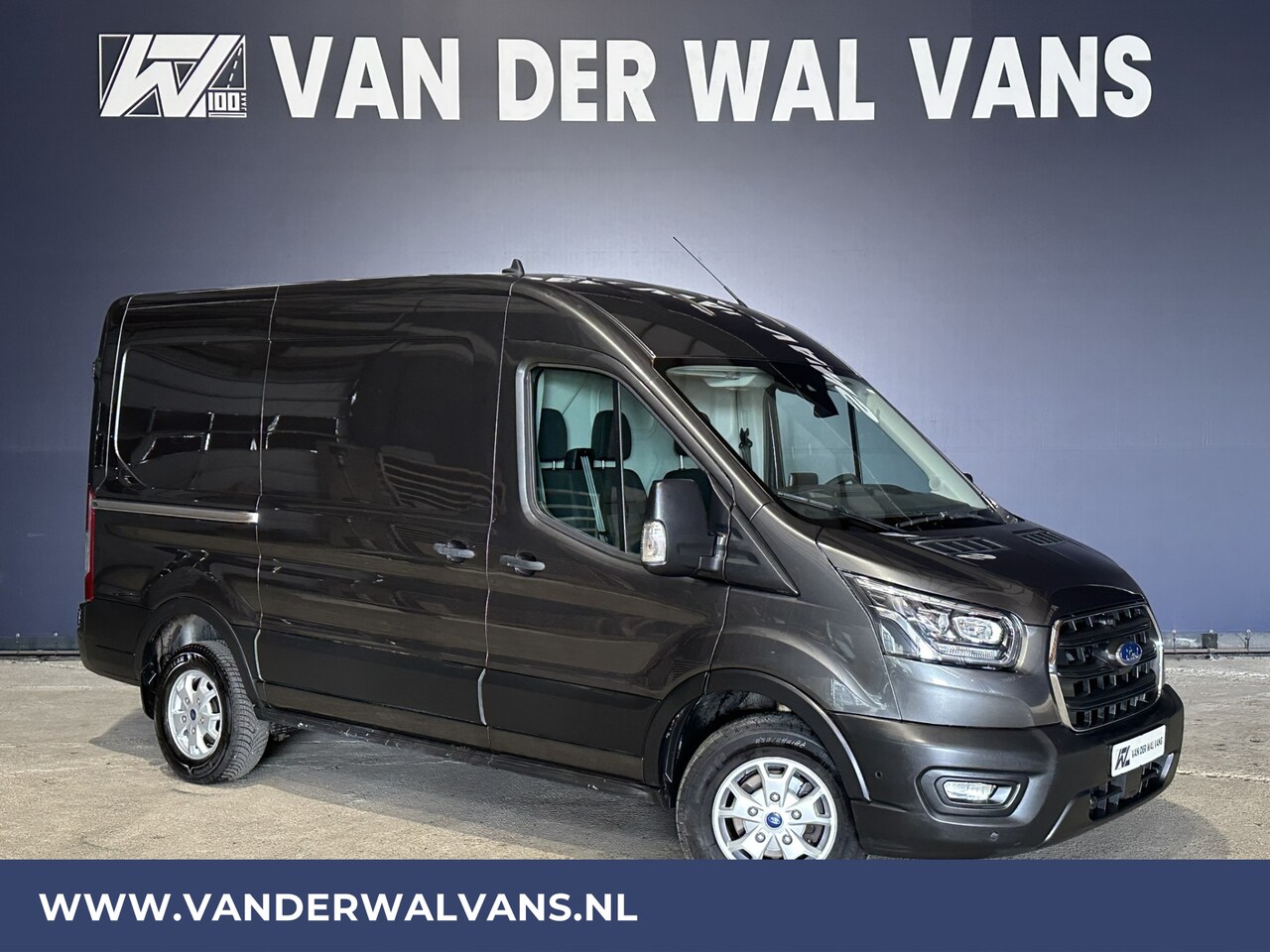 Ford Transit - 2.0 TDCI 131pk L2H2 Euro6 Airco | Camera | Apple Carplay | LED | LM velgen | Adaptieve Cru - AutoWereld.nl