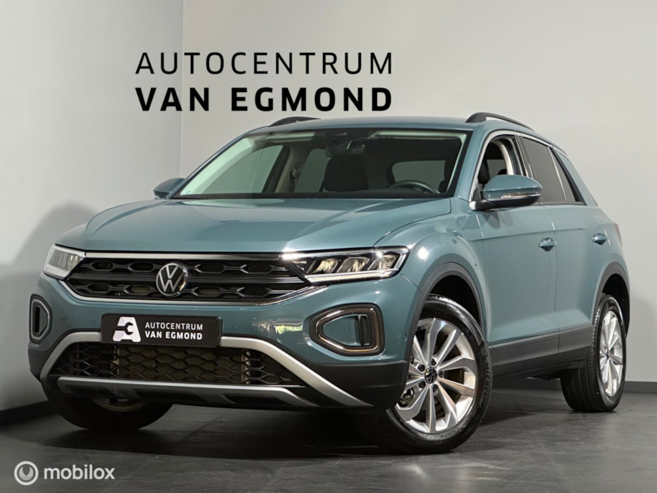 Volkswagen T-Roc - 1.5 TSI Style| CARPLAY | CLIMA | PDC - AutoWereld.nl