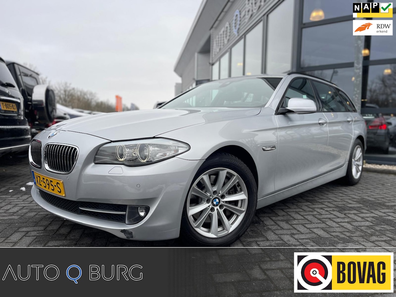 BMW 5-serie Touring - 530i High Executive | Automaat | Navi | Climate | Airco | Cruise | LMV | Leder | - AutoWereld.nl