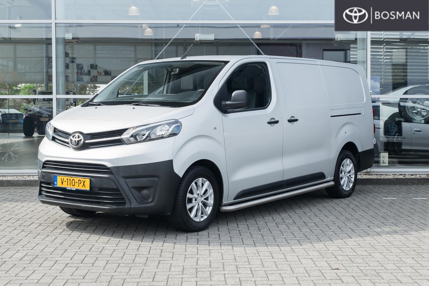 Toyota PROACE Long Worker - 2.0 D-4D 122pk Cool Comfort - AutoWereld.nl