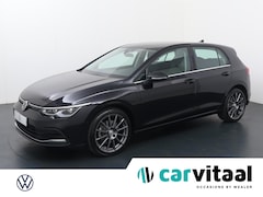 Volkswagen Golf - 1.4 eHybrid Style | 204 PK | Lichtmetalen velgen | Parkeersensoren voor en achter | Achter