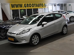 Ford Fiesta - 1.4 Trend Automaat NAP, Airco, Parkeersensoren, Stuurbekrachtiging