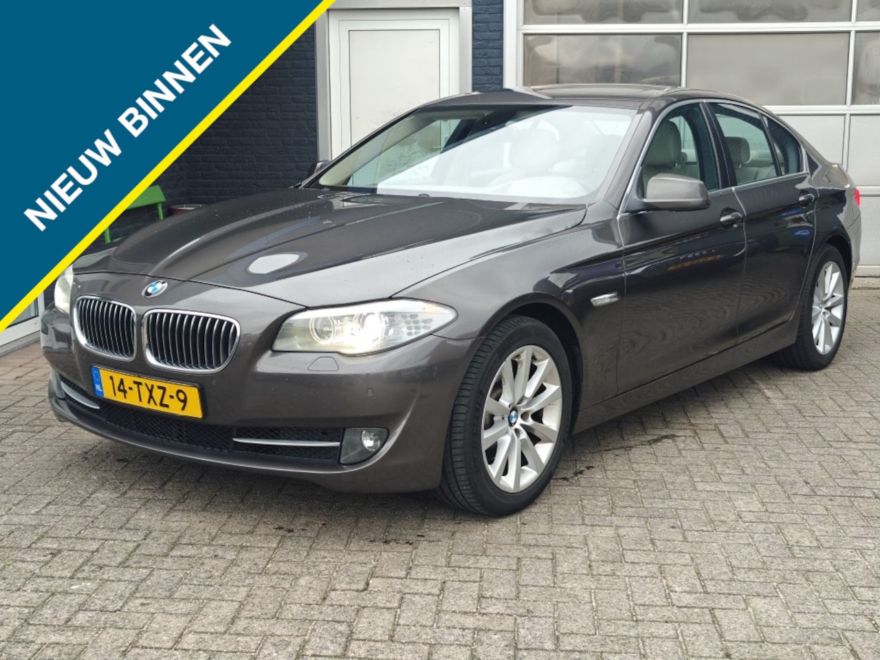 BMW 5-serie - 523i High Executive Navi, camera, HUD, - AutoWereld.nl