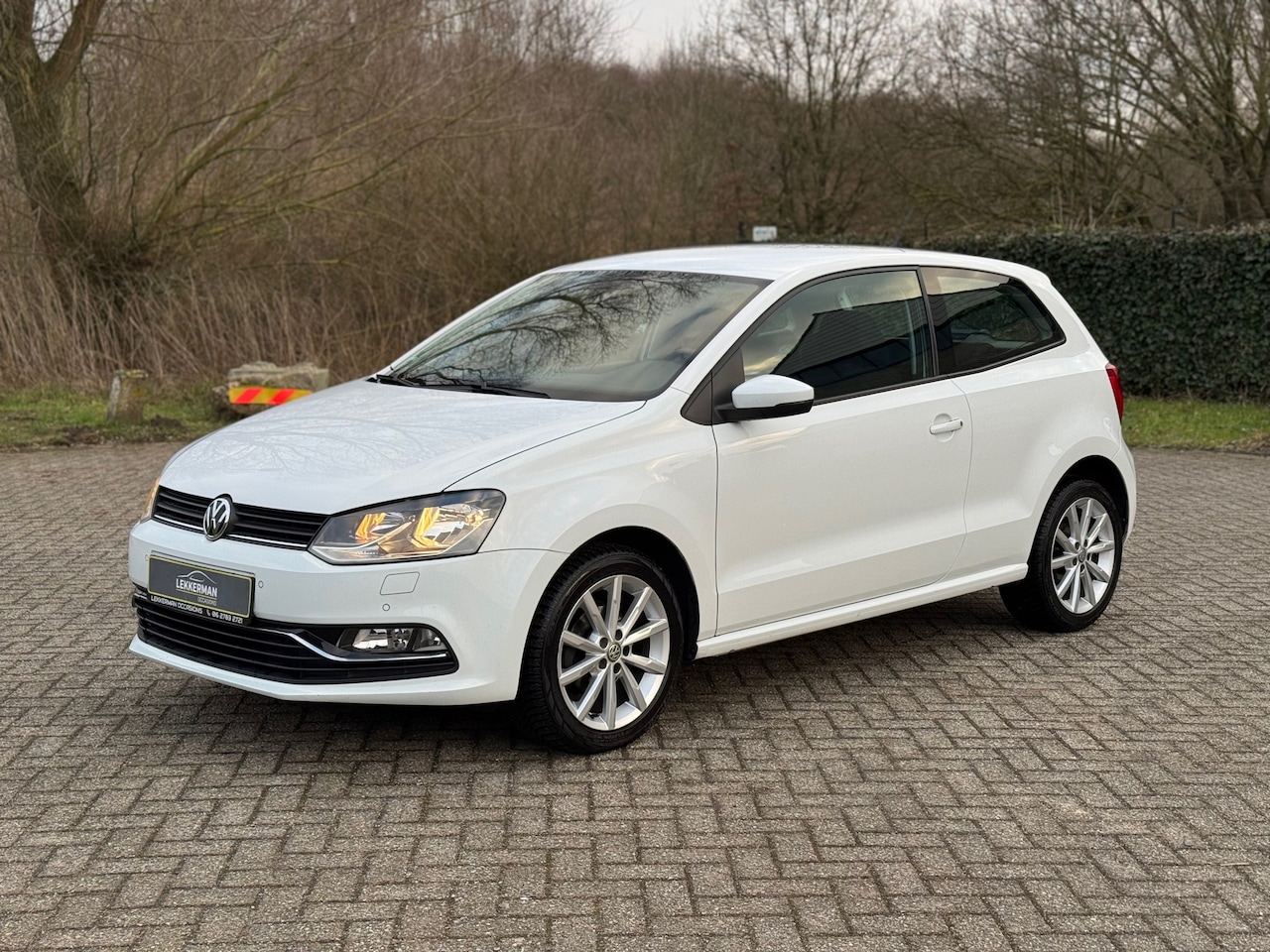 Volkswagen Polo - 1.2 TSI Highline CRUISE I PDC I CLIMA I STOELVERW I VOLL ONDH - AutoWereld.nl