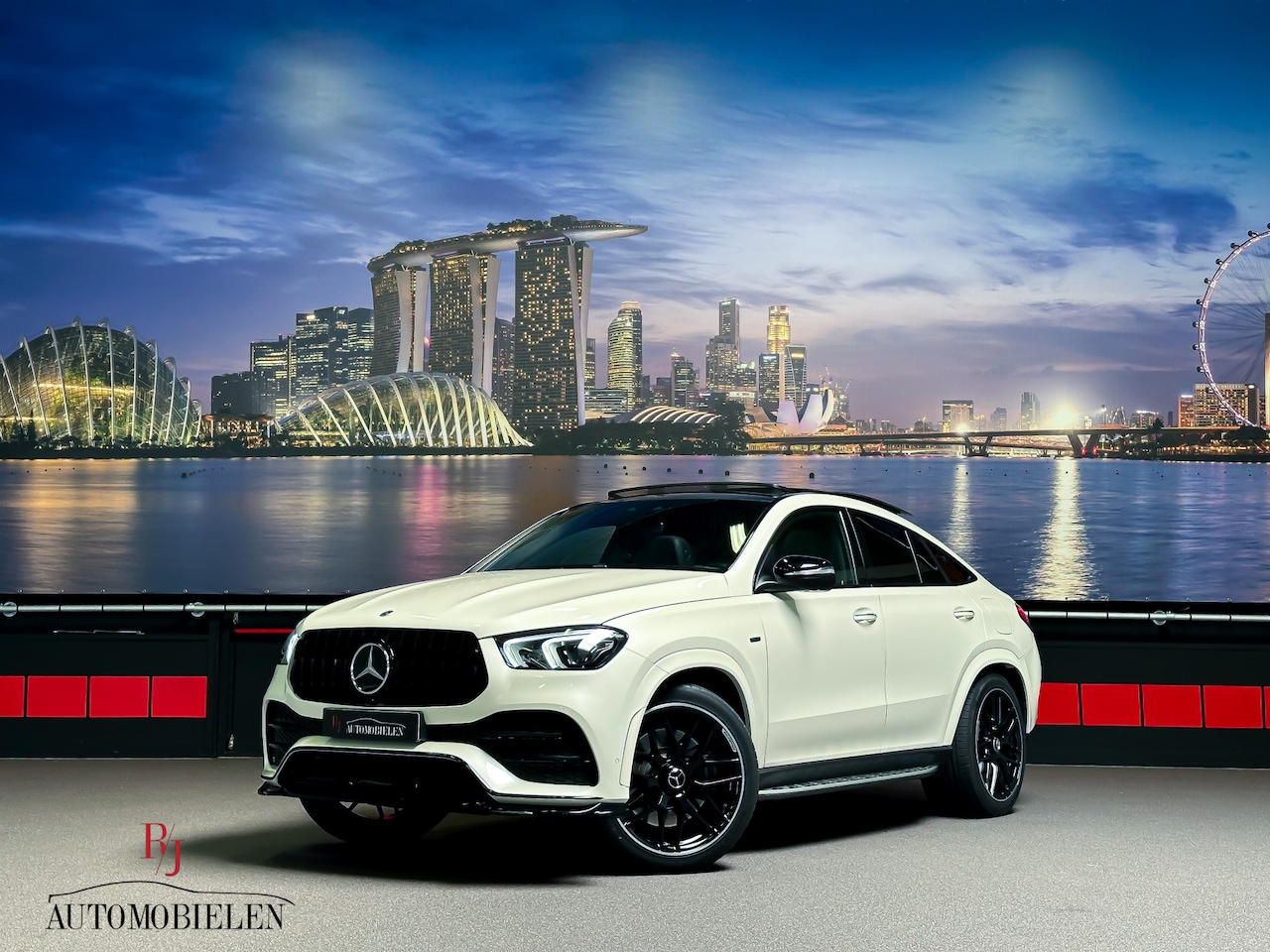 Mercedes-Benz GLE-Klasse Coupé - 350 e 4MATIC GLE63 Pack Luchtvering|Trekhaak|Burmester - AutoWereld.nl