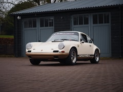 Porsche 911 - light weight, Outlaw and backdate