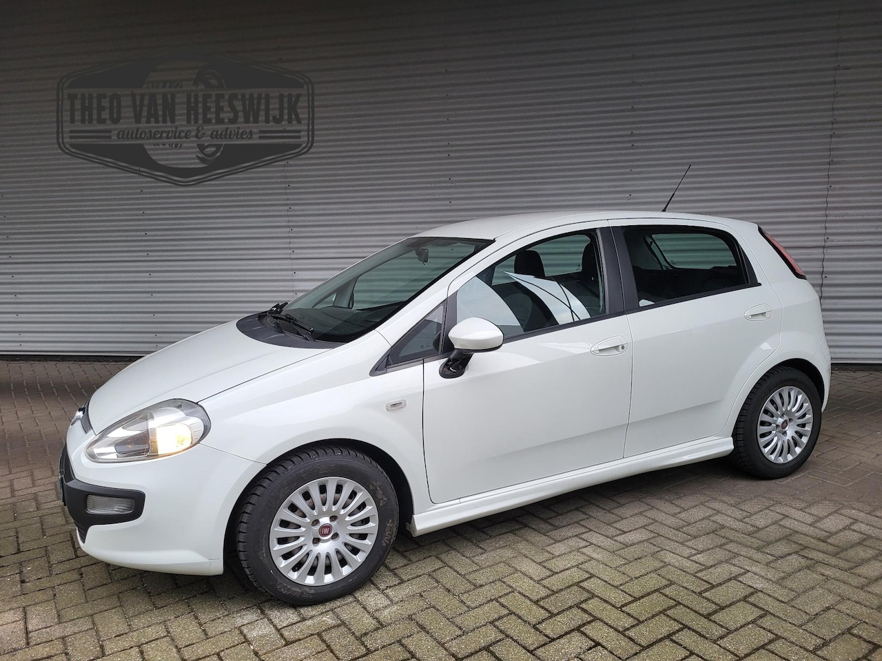 Fiat Punto Evo - 1.3 M-Jet Dynamic 1.3 M-Jet Dynamic - AutoWereld.nl