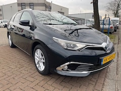 Toyota Auris Touring Sports - 1.8 Hybrid Lease pro Airco/ECC, Navi, Camera, Panoramadak Zeer Nette Auto