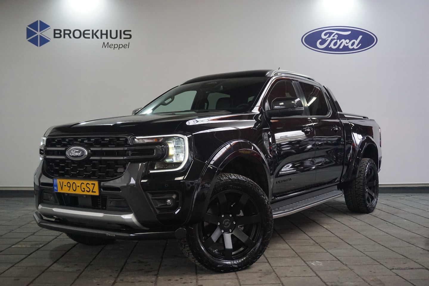 Ford Ranger - 2.0 Wildtrak Verlengde Double Cab EcoBlue Dubbel cabine | Verbreding | 20" velgen & All-te - AutoWereld.nl