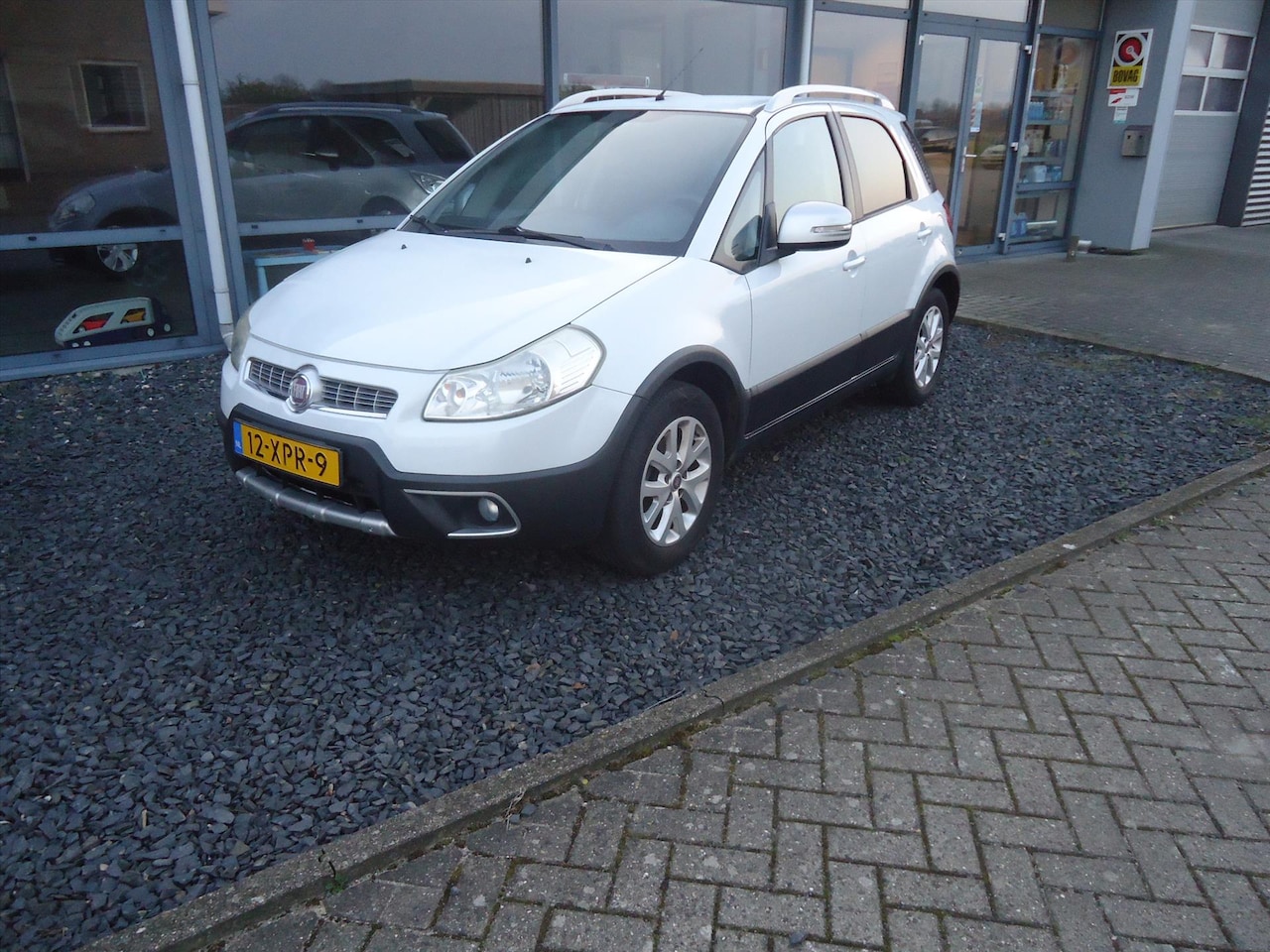 Fiat Sedici - 1.6 16V 2WD - AutoWereld.nl