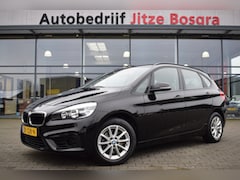 BMW 2-serie Active Tourer - 218i Executive ECC | Telefonie | Trekhaak | 16 Inch LMV | Stoelverwarming