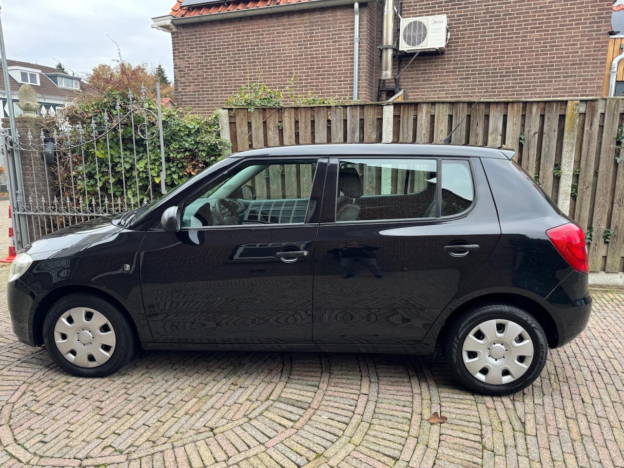 Skoda Fabia - 1.2-12V Go 1.2-12V Go - AutoWereld.nl