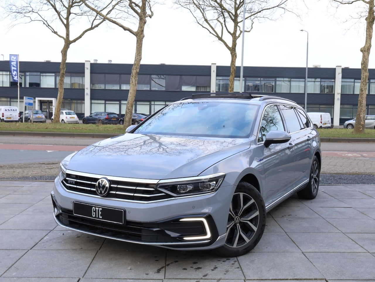 Volkswagen Passat Variant - GTE PHEV NARDO | Panodak | IQ Light | Camera | Elektrische kofferklep | Stoel&Stuurverwarm - AutoWereld.nl