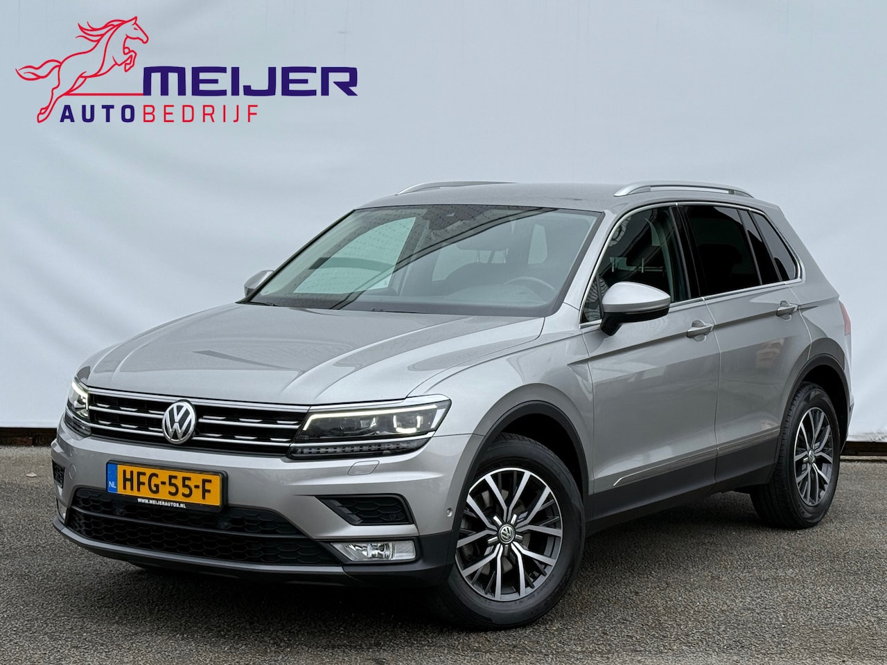 Volkswagen Tiguan - 1.4 TSI ACT Comfortline Virtual Cockpit | Stoelverwarming | Camera|Parkeersensoren|Clima|C - AutoWereld.nl