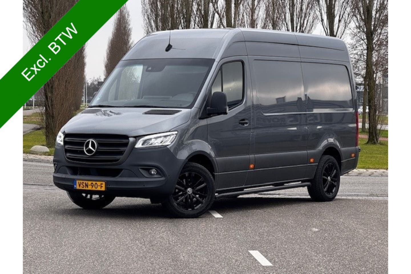 Mercedes-Benz Sprinter - 315 1.9 CDI L2H2 RWD l Distronic l Camera l Trekhaak versterkt 3,5 t l Side bars l MBUX l - AutoWereld.nl