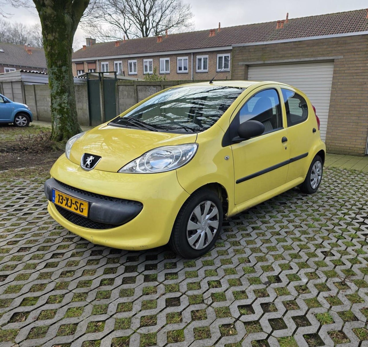 Peugeot 107 - 1.0-12V XR 5Drs 2007 154dkm NWE KOPPELING APK6-25 - AutoWereld.nl