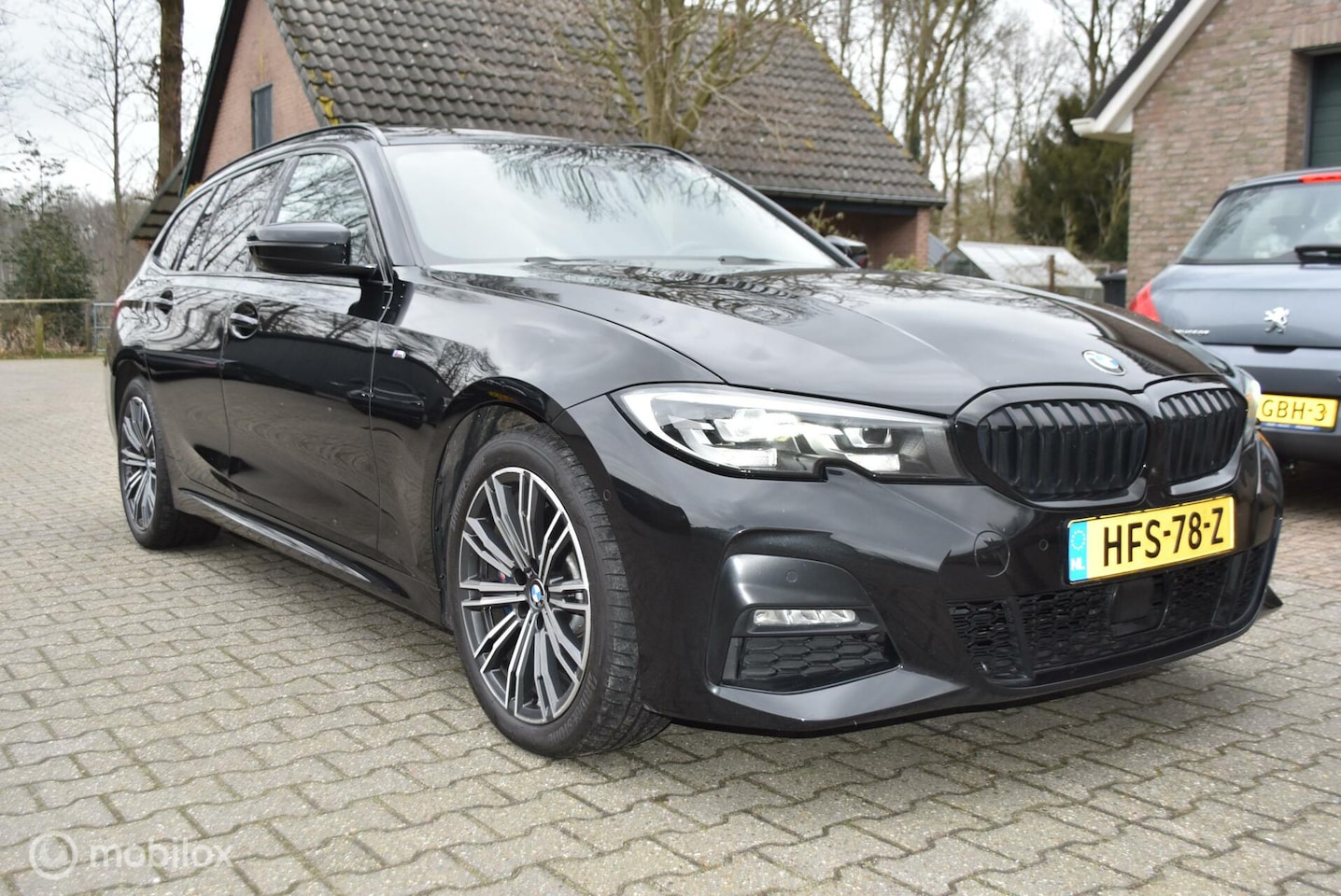 BMW 3-serie Touring - 330E M Sport Aut voll M SPORT 330E - AutoWereld.nl