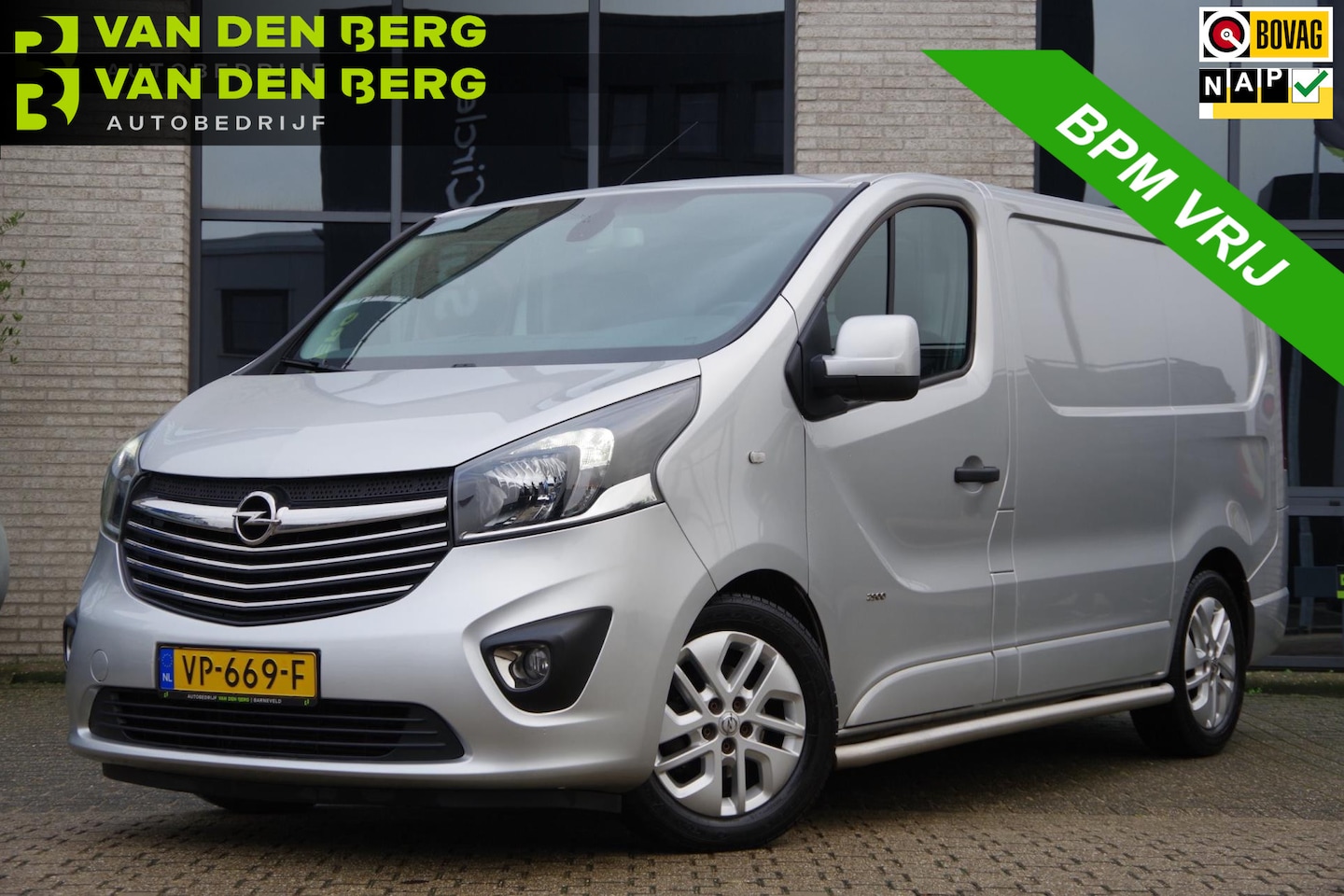 Opel Vivaro - 1.6 CDTI L1 Sport EcoFlex 3-ZITS, 140PK, TREKHAAK, CAMERA, NAVI, CRUISE, CLIMA, PDC, 17'' - AutoWereld.nl