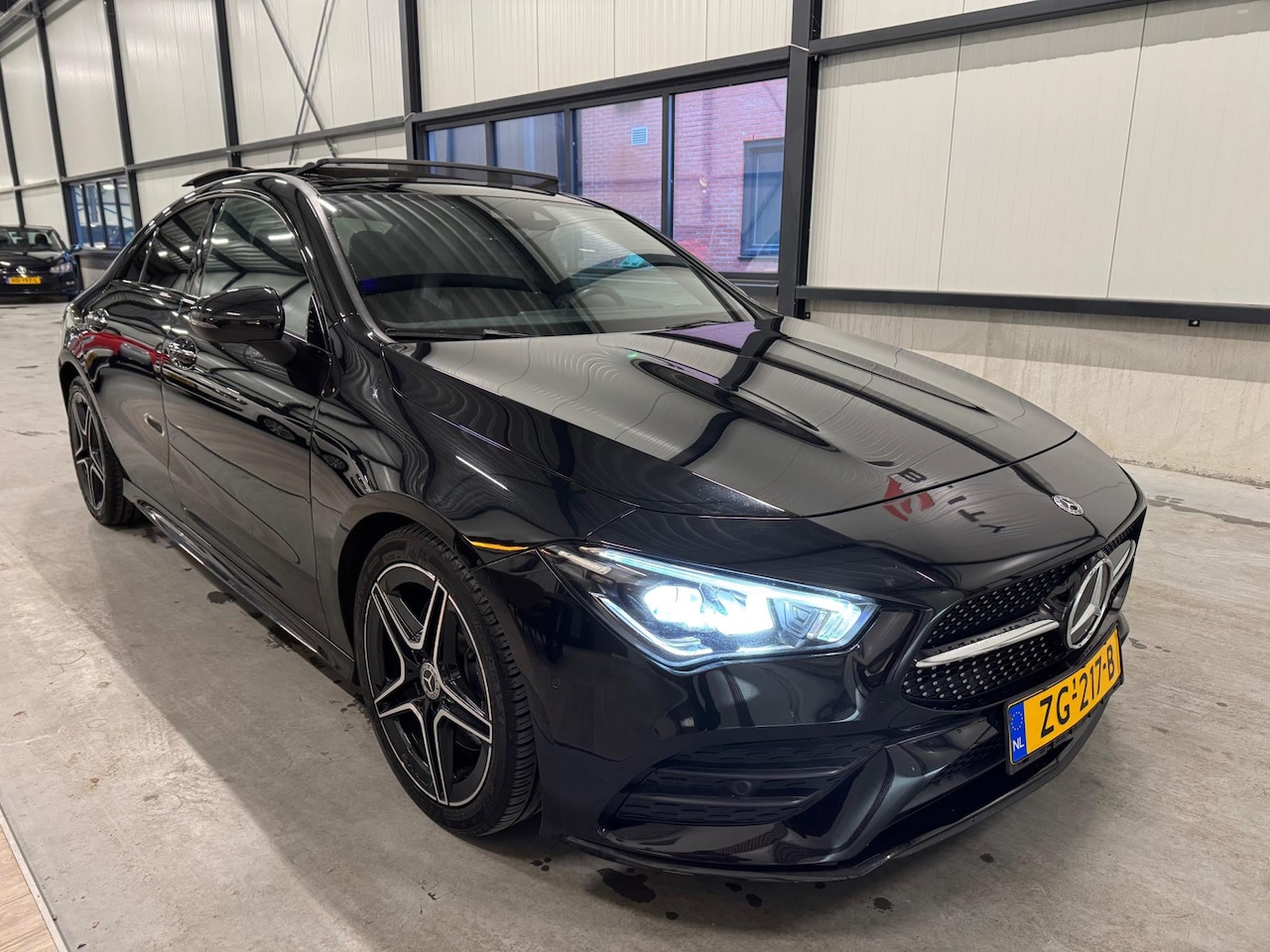 Mercedes-Benz CLA-Klasse - 200 Business Solution AMG 2019 PANORAMA SFEERVERLICHTING - AutoWereld.nl