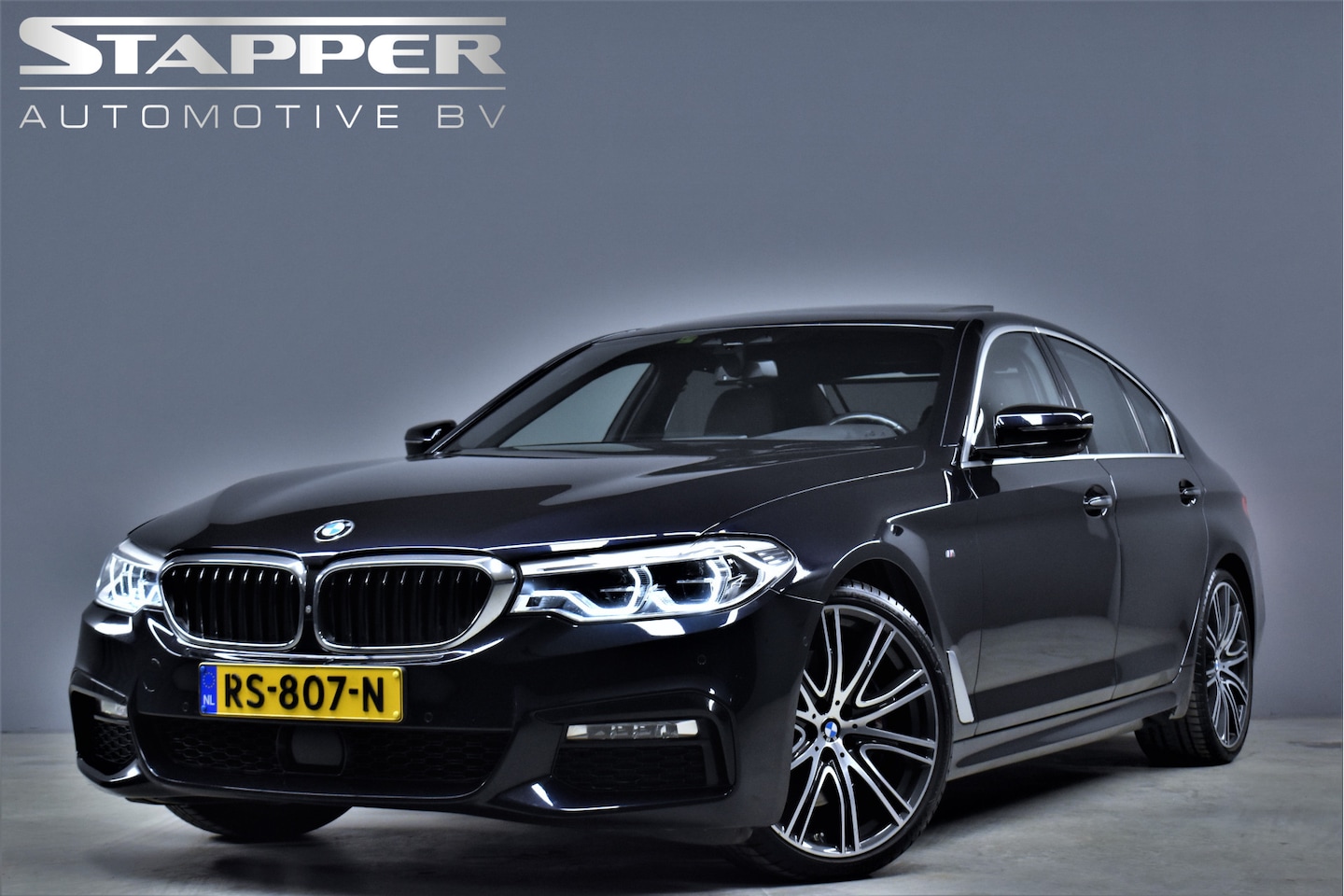 BMW 5-serie - 530i High Executive M-pakket NAP 1eEigenaar/Schuifkantel.dak/Head-up/360camera/H.Kardon - AutoWereld.nl