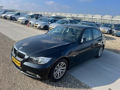 BMW 3-serie - 2008 * 316i * SEDAN* OLIE POMP DEFECT