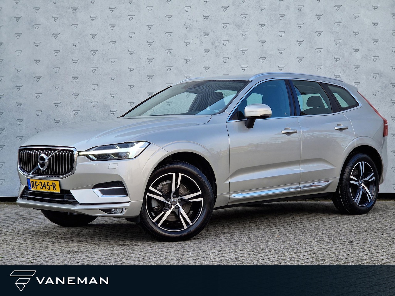 Volvo XC60 - 2.0 T5 AWD Inscription Automaat | BLIS | Leder | Camera | Navi | Stoelverwarming | 4S Band - AutoWereld.nl