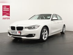 BMW 3-serie - BWJ 2013 | 316i 136PK Executive | SPORTSTOELEN | SCHUIFDAK | CLIMA | NAVI | TREKHAAK | DEE