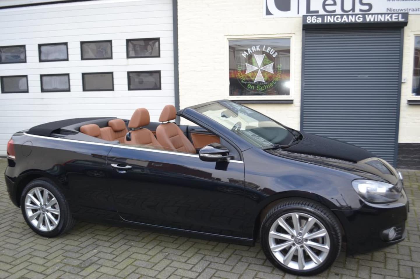 Volkswagen Golf Cabriolet - 1.4 TSI AUTOMATIC/LEDER/NAVI/EL.KAP - AutoWereld.nl