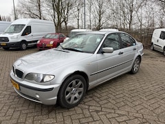 BMW 3-serie - 316i Black & Silver Sedan Airco Cruise