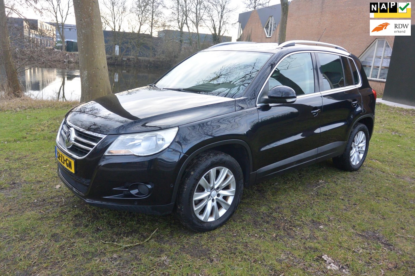 Volkswagen Tiguan - 1.4 TSI Sport&Style 4Motion*airco*cruise*1ste eigenaar - AutoWereld.nl