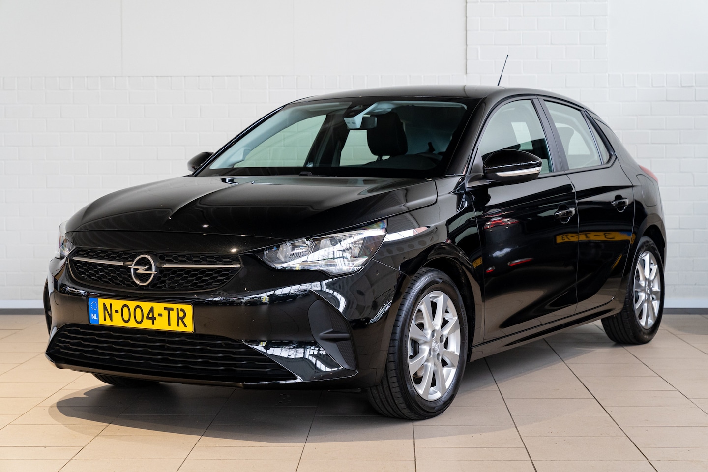 Opel Corsa - 1.2 Edition | Airco | Apple Carplay & Android Auto | Lichtmetalen velgen - AutoWereld.nl