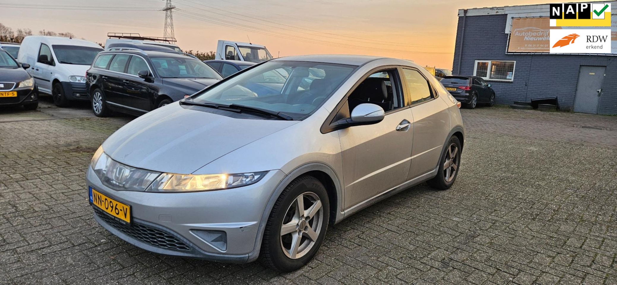 Honda Civic - 1.4 Comfort Automaat LEES TEKST - AutoWereld.nl