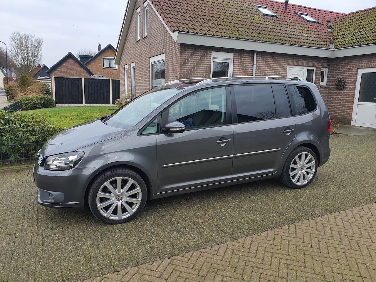 Volkswagen Touran - 1.4 TSI Highline - AutoWereld.nl