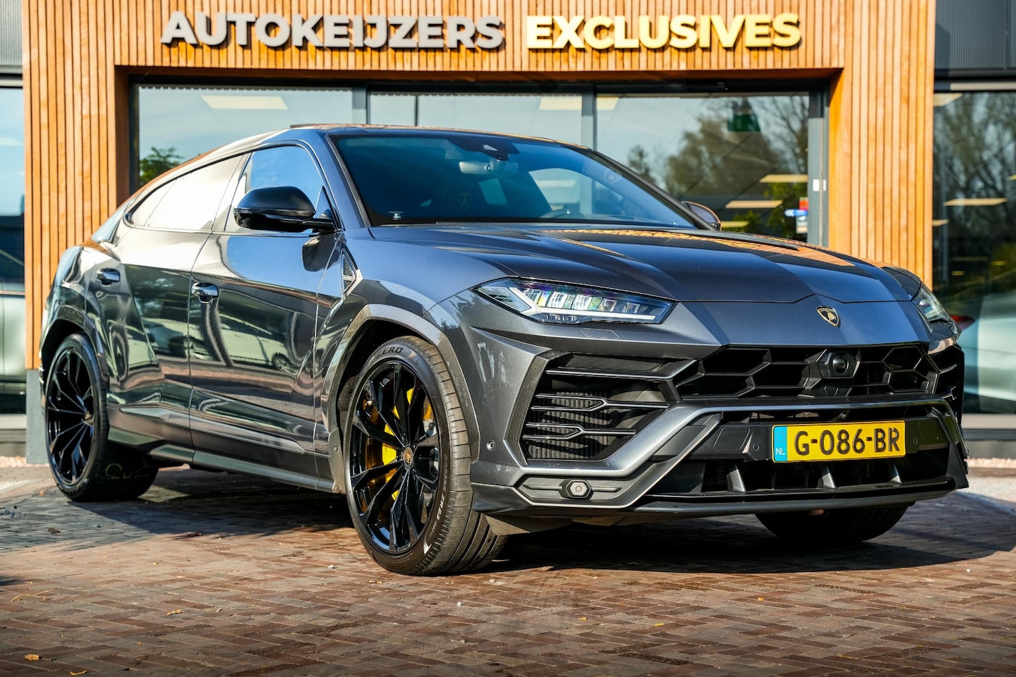 Lamborghini Urus - 4.0 V8 4.0 V8 - AutoWereld.nl