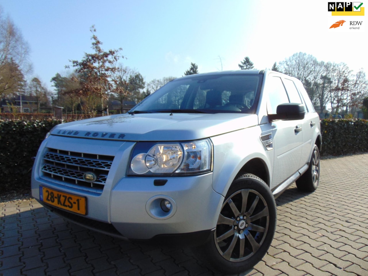 Land Rover Freelander - 2.2 TD4 E Automaat , 5-Deurs , Clima / Cruise / Leder / 19 Inch Lm Velgen. - AutoWereld.nl