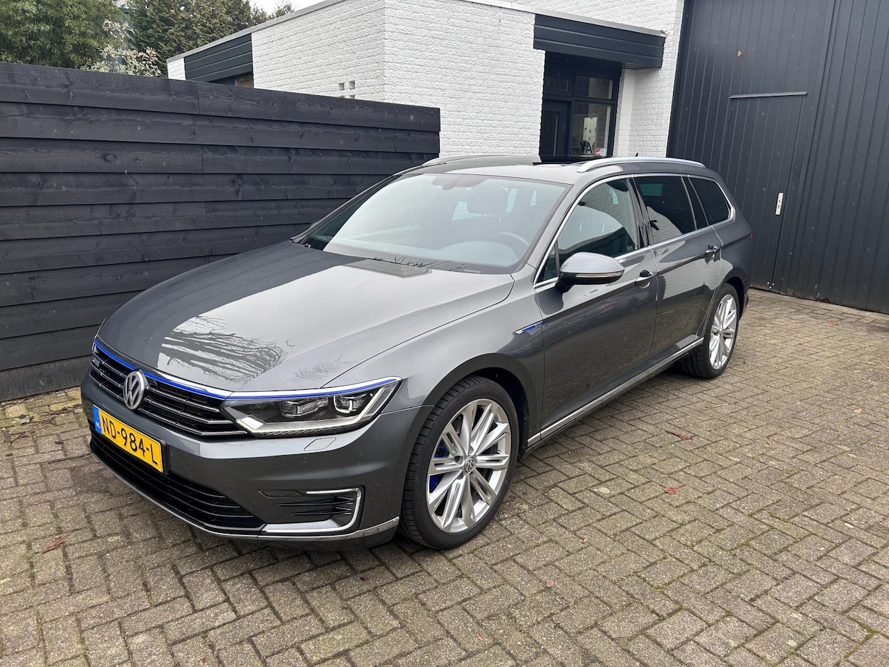 Volkswagen Passat Variant - 1.4 TSI GTE Connected Series Plus 1.4 TSI GTE Connected Series Plus - AutoWereld.nl