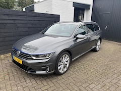 Volkswagen Passat Variant - 1.4 TSI GTE Connected Series Plus