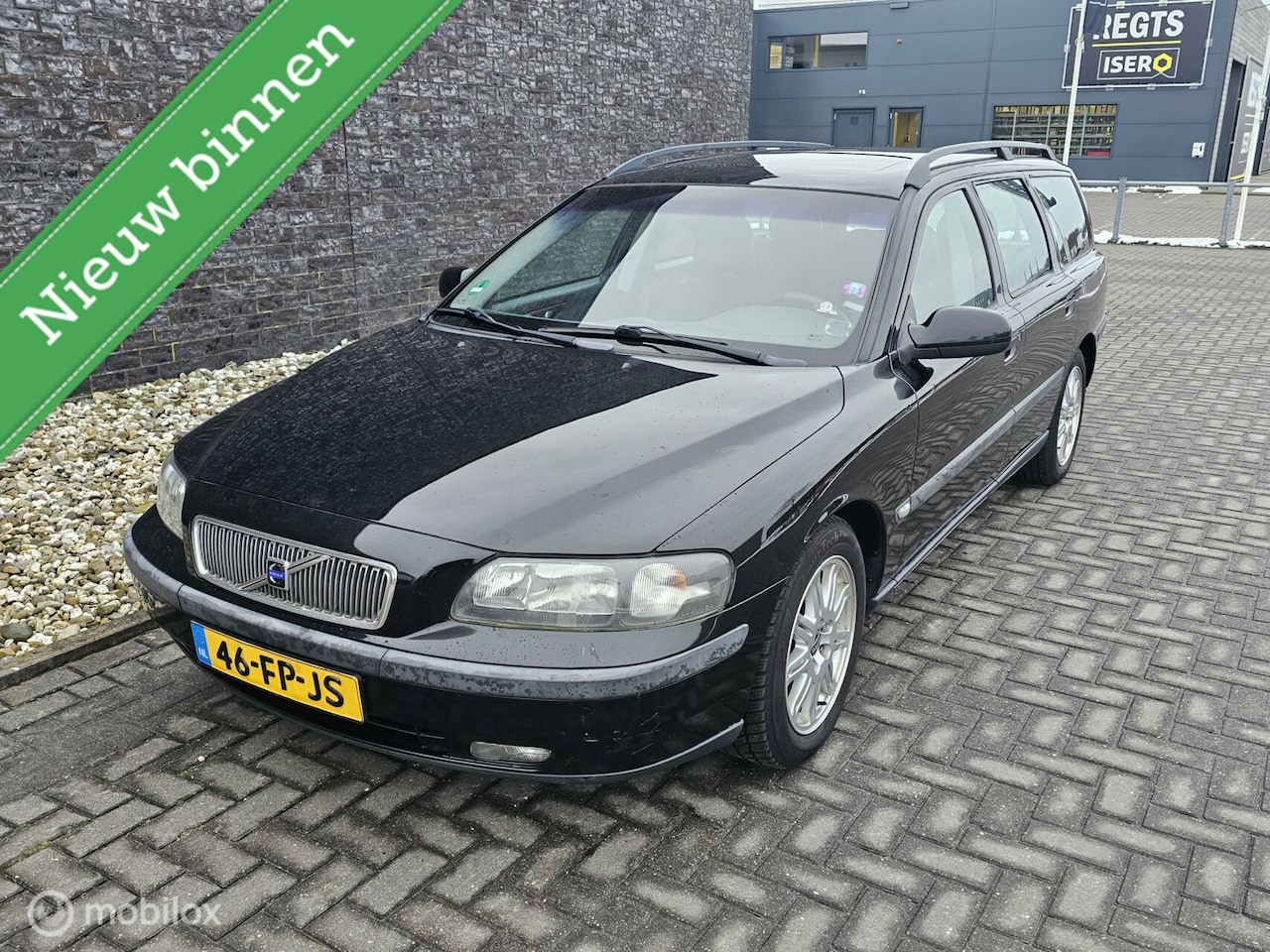 Volvo V70 - 2.4 T Automaat, Trekhaak - AutoWereld.nl