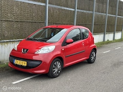 Peugeot 107 - 1.0-12V XR APK|AIRCO|LAGEKM