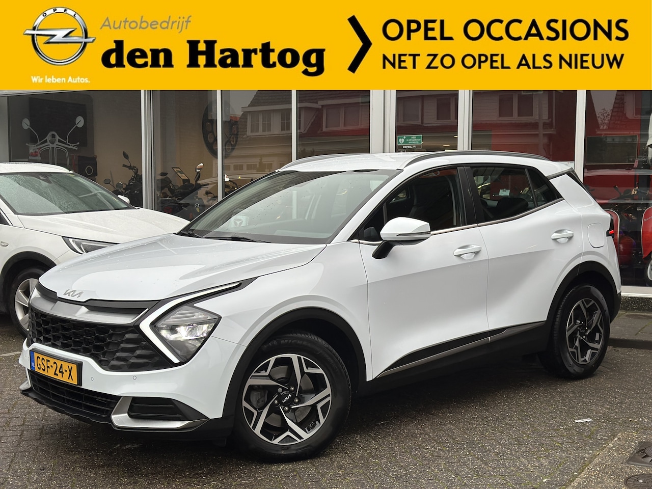 Kia Sportage - 1.6 T-GDi MHEV ComfortLine Stoel-stuur verwarming/Set winterbanden/Camera/ECC/LED/sensoren - AutoWereld.nl