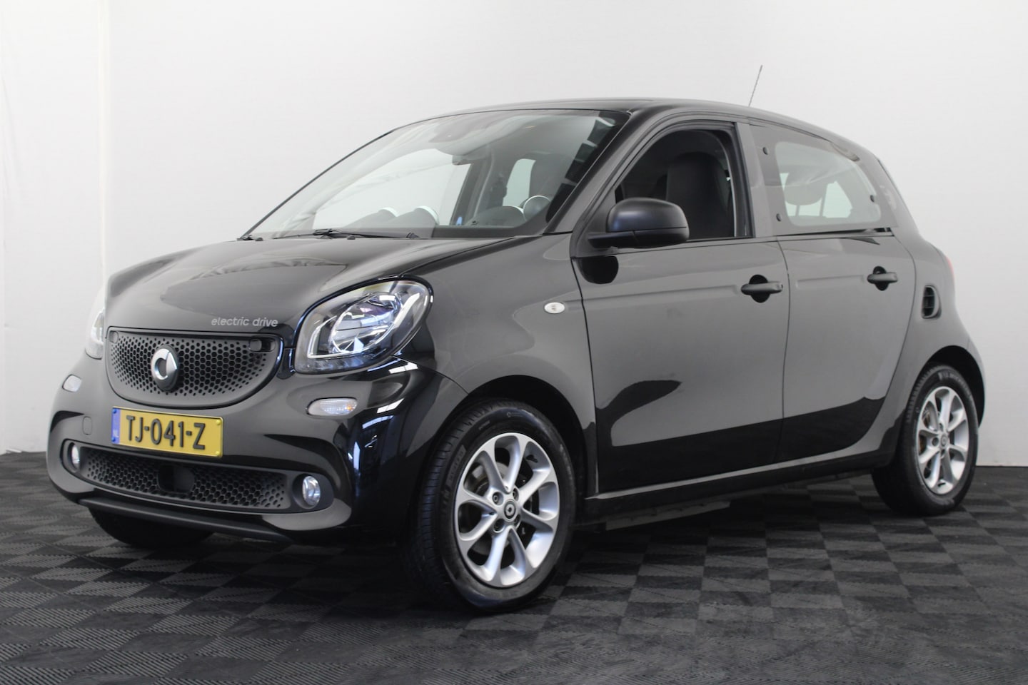 Smart Forfour - electric drive Business Solution 18 kWh - AutoWereld.nl