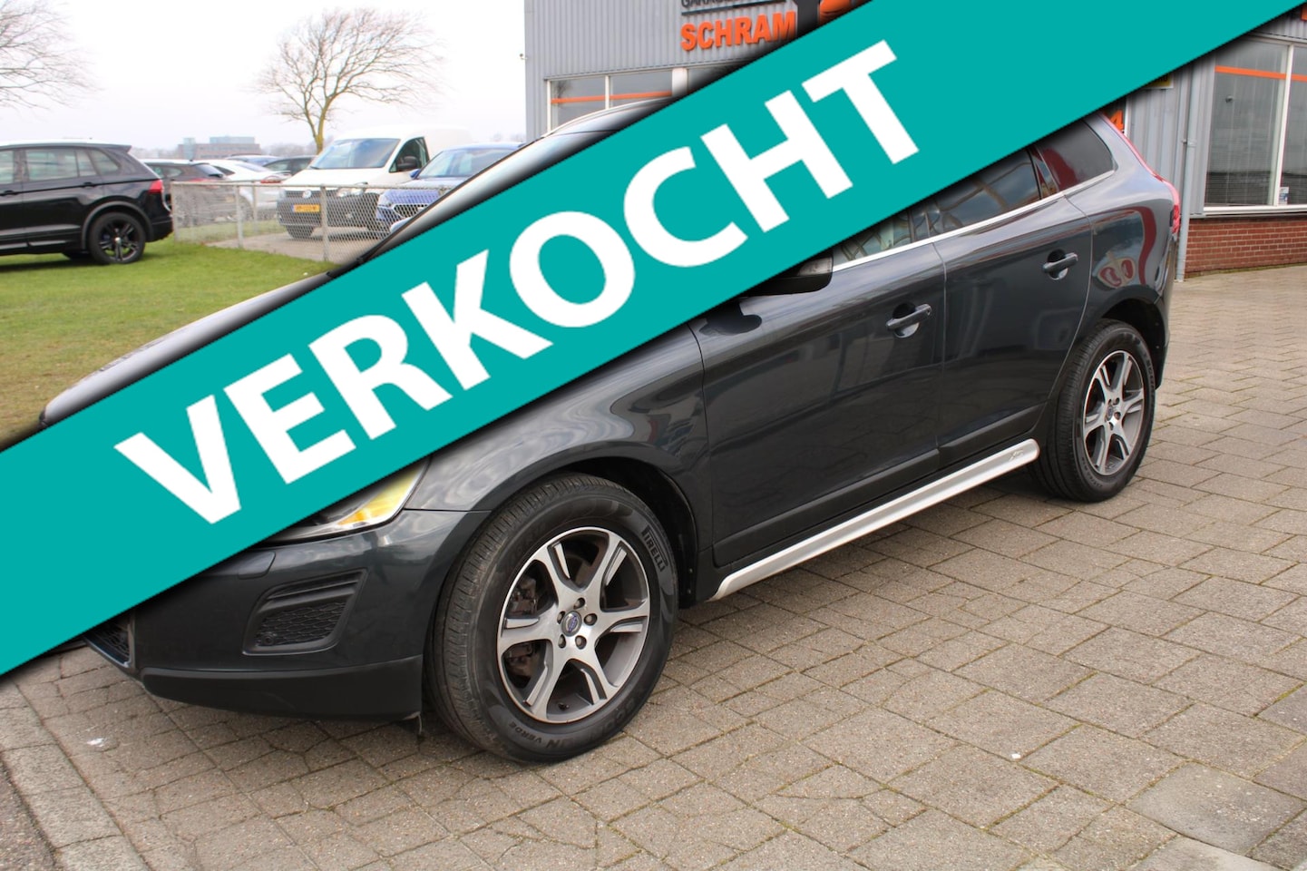 Volvo XC60 - R-Design 4-WD | Grijs kenteken | AUTOMAAT - AutoWereld.nl