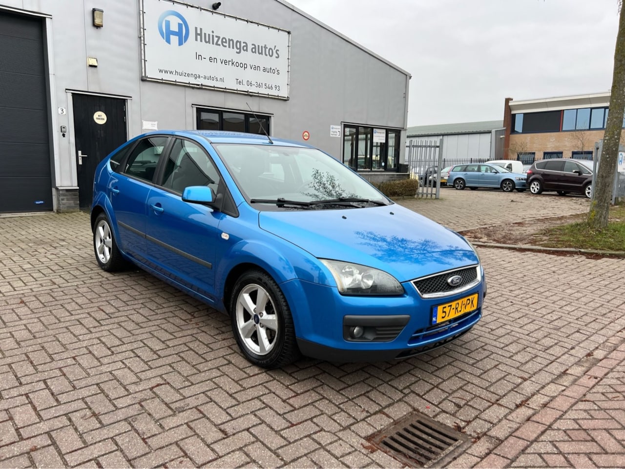 Ford Focus - 1.6-16V| 5DRS| AIRCO| APK:30-12-2025 - AutoWereld.nl