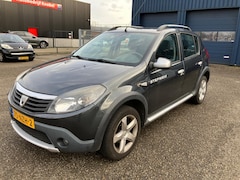 Dacia Sandero Stepway - 1.6 NAP Airco 1e eigenaar