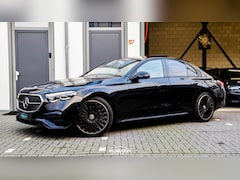 Mercedes-Benz E-klasse - 300 e 4MATIC AMG | ORIG NL | BTW | PANO | NIGHT | HEAD-UP | 4-WIELBESTURING | MEMORY | STO