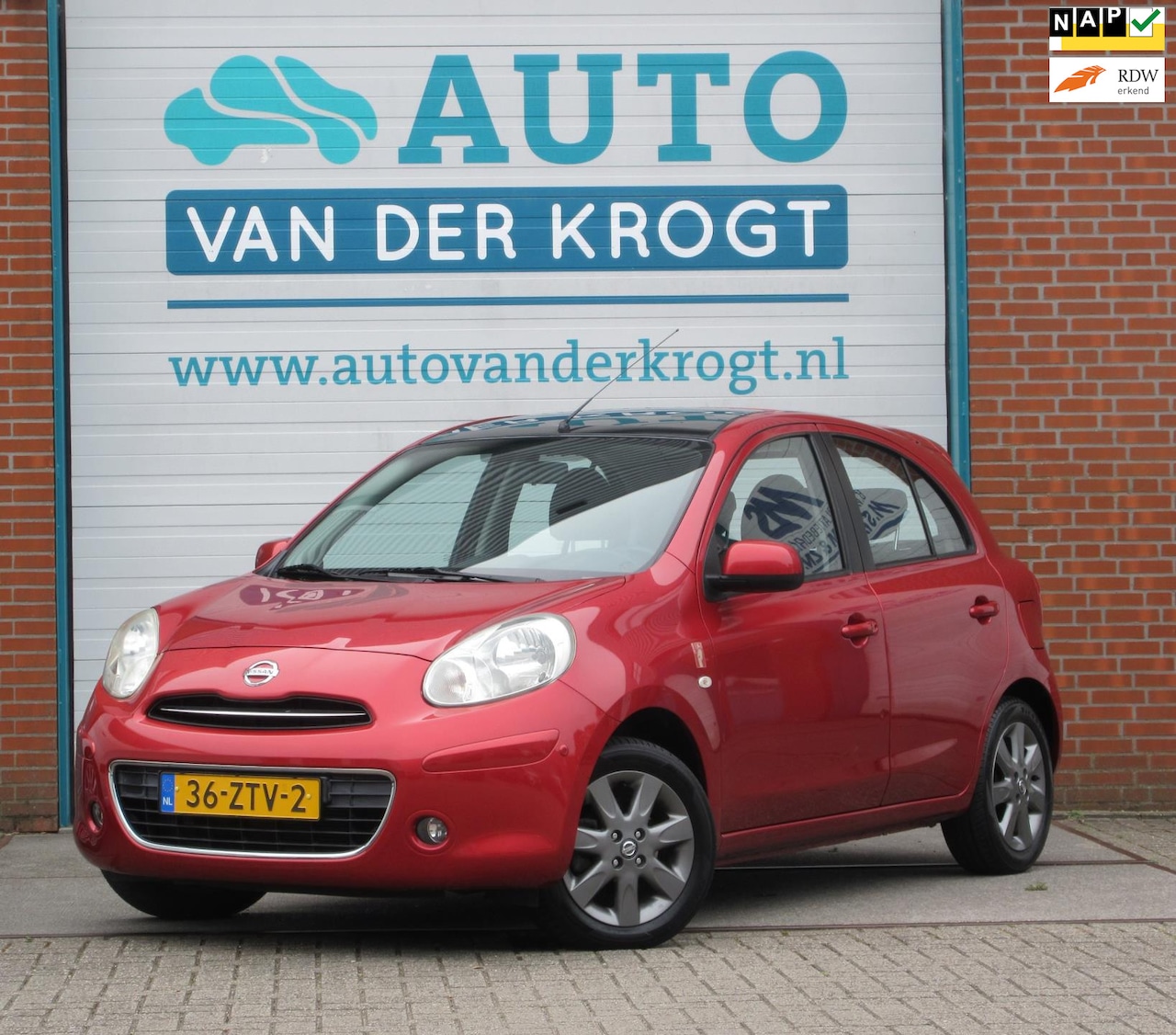 Nissan Micra - 1.2 DIG-S ELLE 1.2 DIG-S ELLE, Automaat, Navi, Clima, 1e Eig. APK 7-25 - AutoWereld.nl