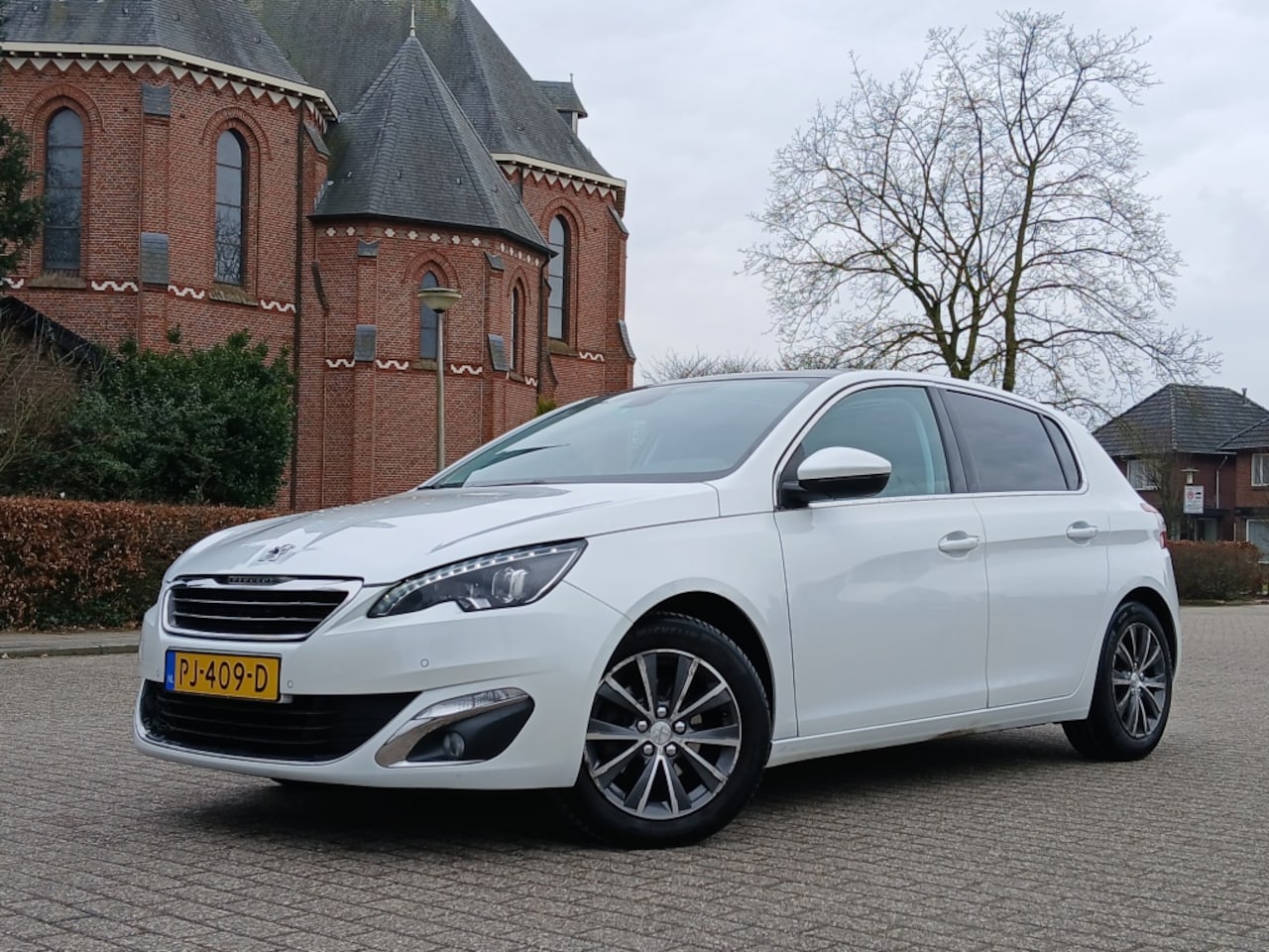 Peugeot 308 - 1.2 PureTech Allure 1.2 PureTech Allure - AutoWereld.nl