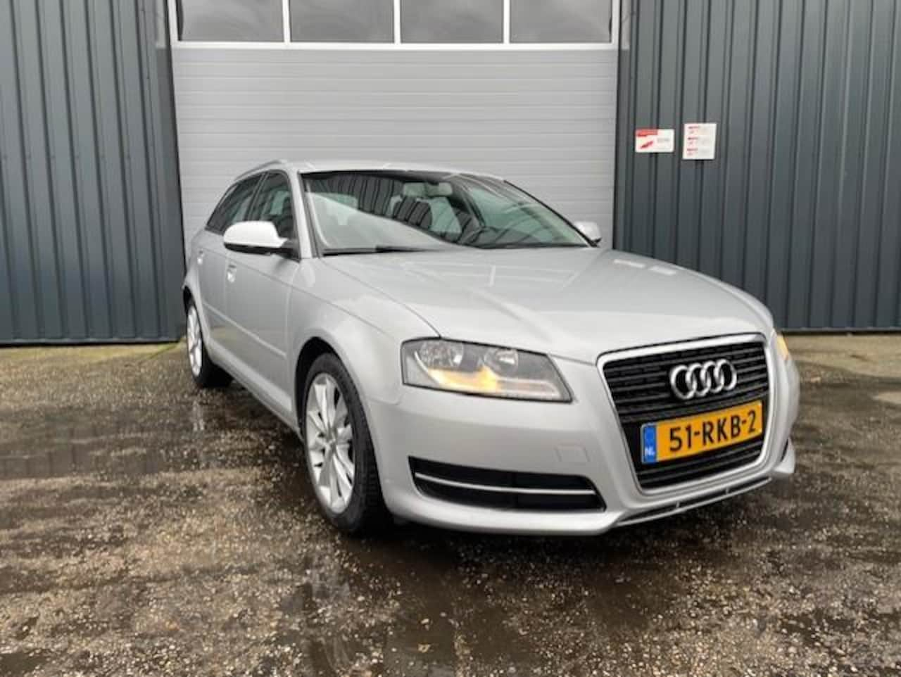 Audi A3 Sportback - 1.4 TFSI Attraction Pro Line Business 1.4 TFSI Attraction Pro Line Business | Nieuwe APK - AutoWereld.nl