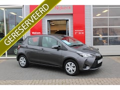 Toyota Yaris - 1.5 VVT-i Active 5 deurs met navigatie